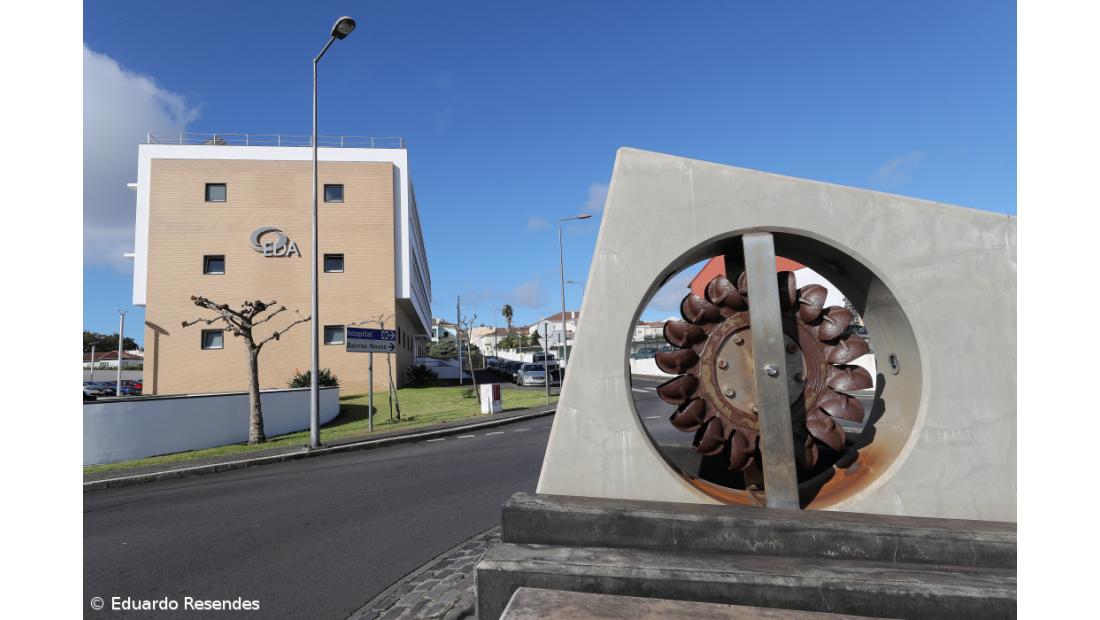 Falha de energia elétrica deveu-se a problema num equipamento da rede de transporte em alta tensão