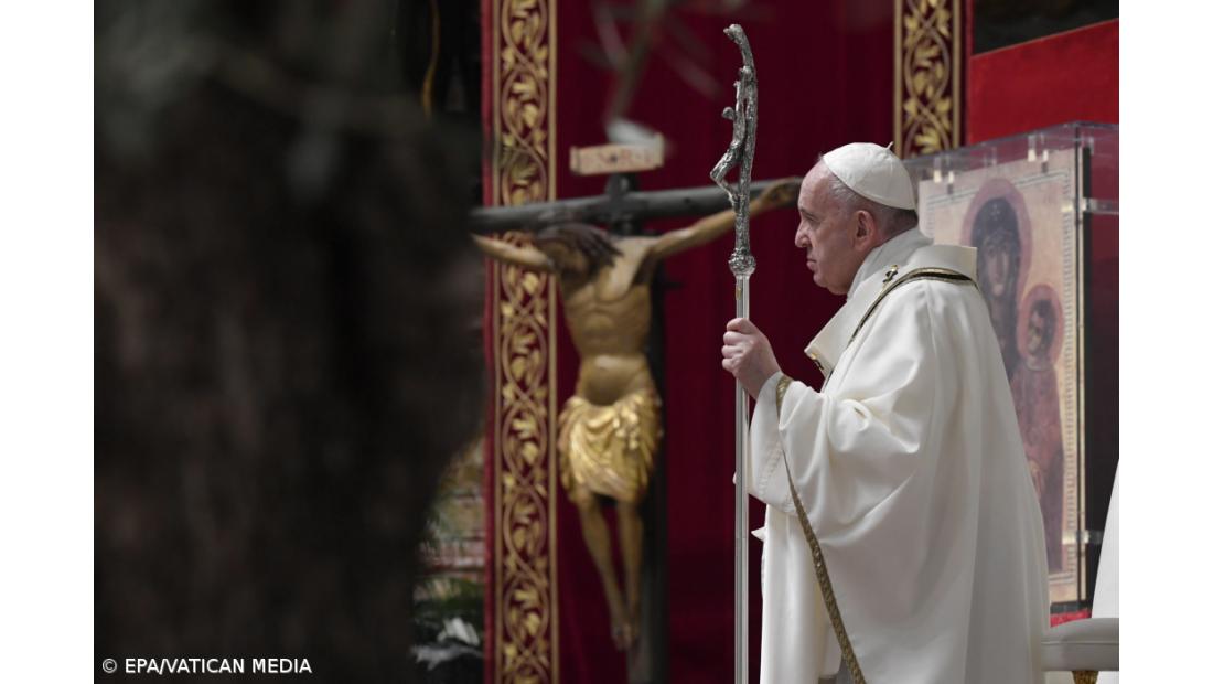 Papa denuncia "vergonha" associada ao envio de armas que alimentam guerras em África