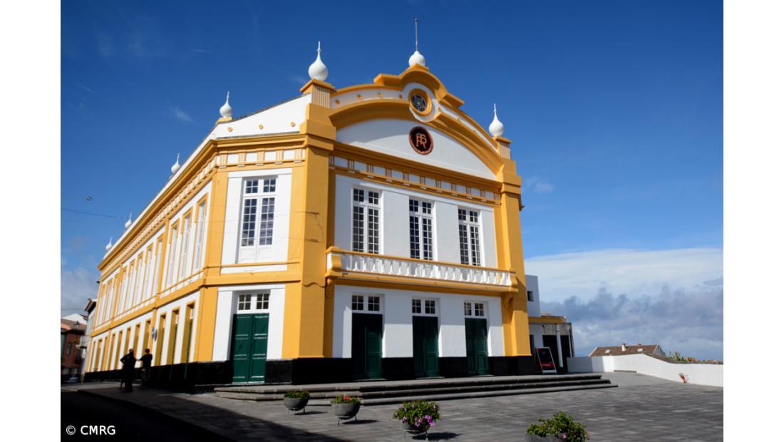 “Estios e Tormentas” no Teatro Ribeiragrandense