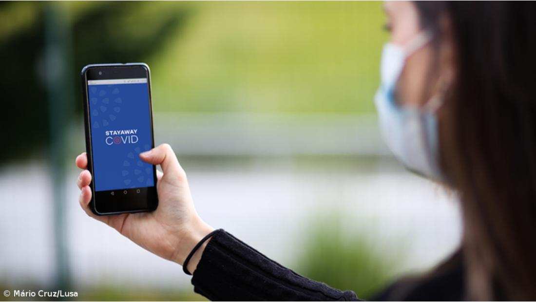 Aplicação ‘Stayaway Covid’ disponível a partir da próxima semana