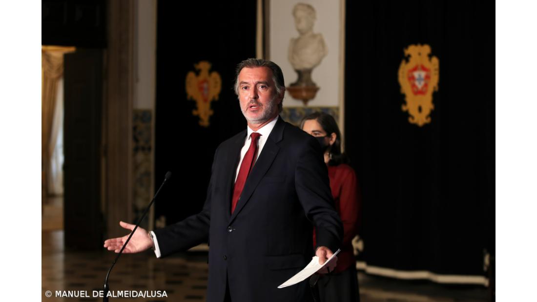 IL diz que quem não quer reformar o SNS está a ajudar na sua “implosão”