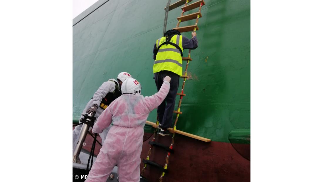 Sobreviventes de naufrágio em Viana do Castelo desembarcam nos Açores