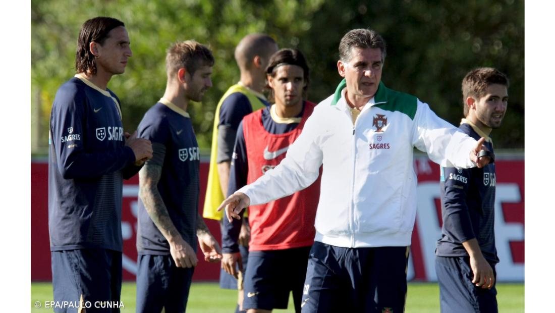 Queiroz quer equipa sólida defensivamente