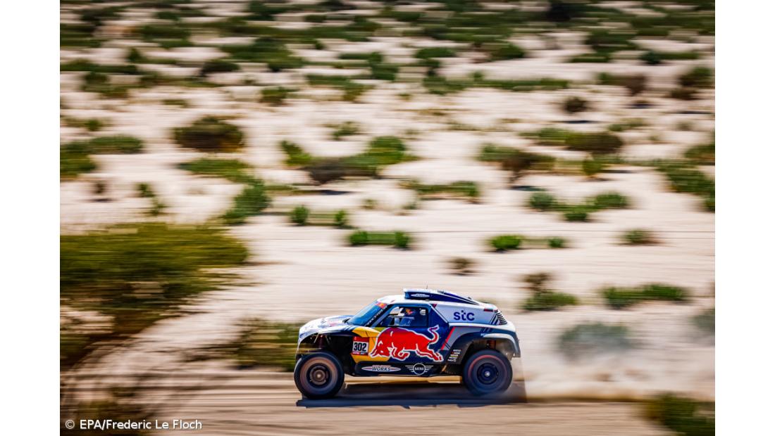 Al-Attyiah vence segunda etapa nos carros mas Peterhansel é o novo líder 