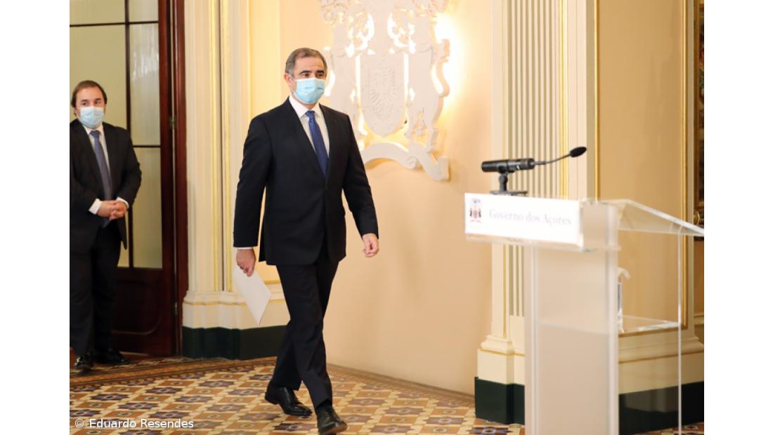 Presidente do Governo dos Açores testa negativo mas vai ficar em isolamento