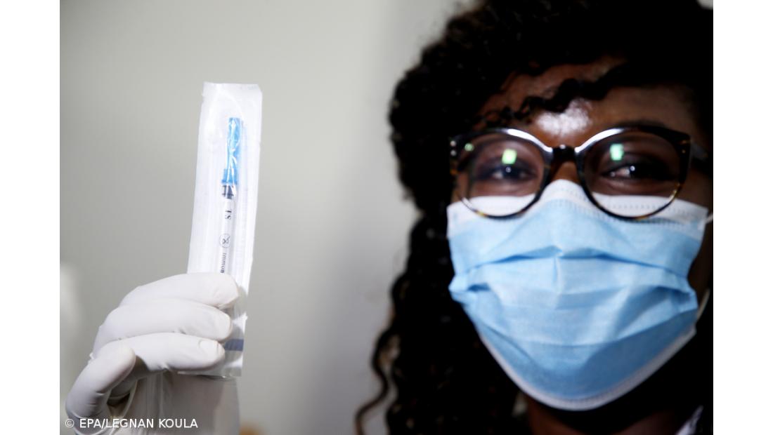 Covax já distribuiu mil milhões de doses de vacina