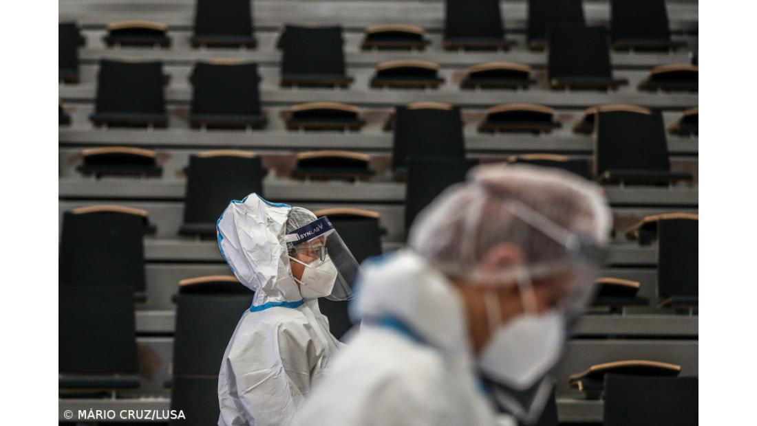 Açores com 4889 novos casos na última semana