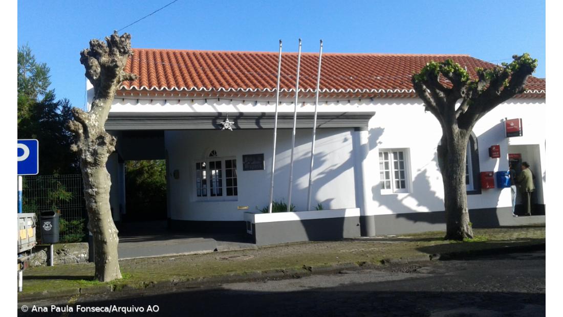 Cemitério do Pico da Pedra só com 22 covados disponíveis