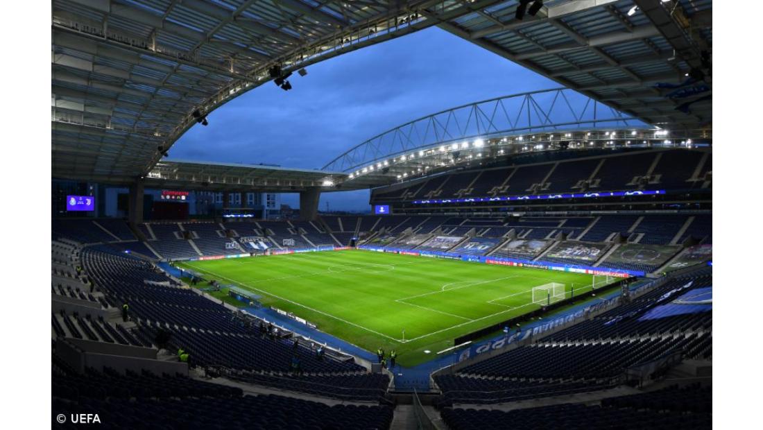 FC Porto recebe Benfica ‘sobre brasas’ perante o olhar atento do Sporting