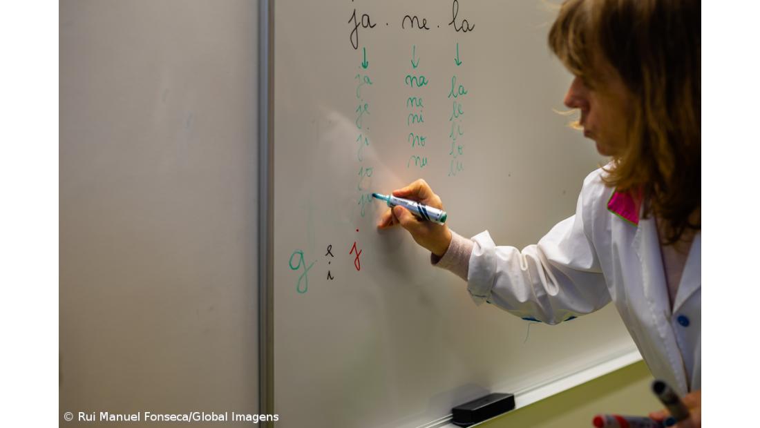 Fenprof questiona atraso na divulgação das vagas para progressão na carreira 