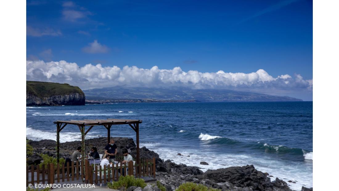 Banhos interditados nas praias de Santa Bárbara e Monte Verde em São Miguel
