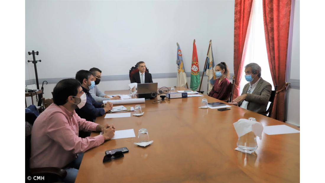 Câmara da Horta emite alvará de construção do “The Book Boutique Hotel”