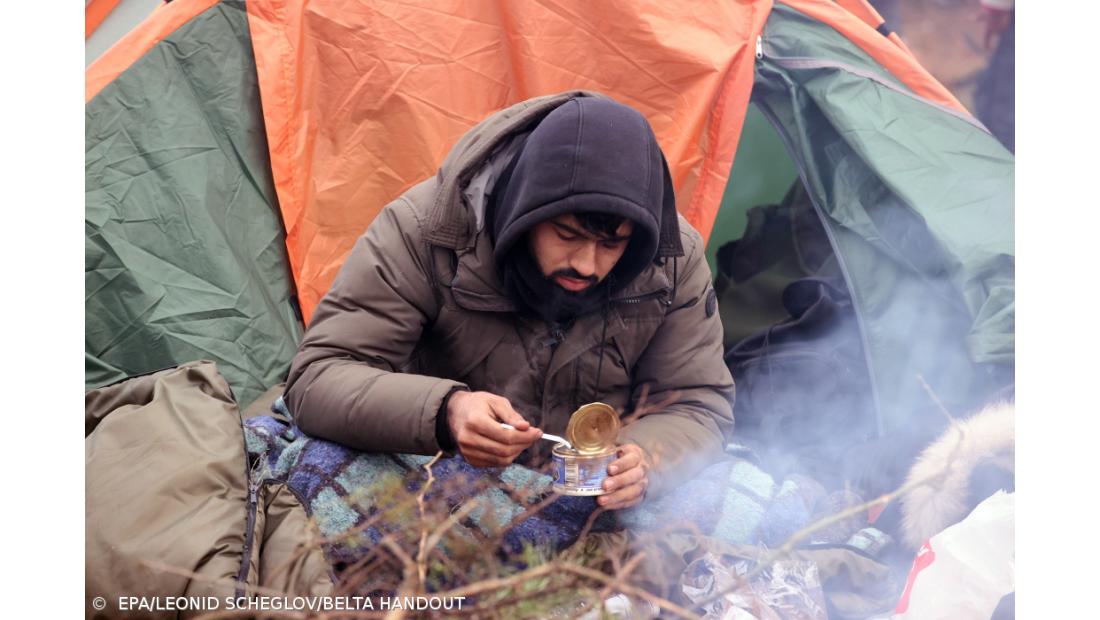 Polónia diz que a Bielorrússia está a retirar migrantes em autocarros