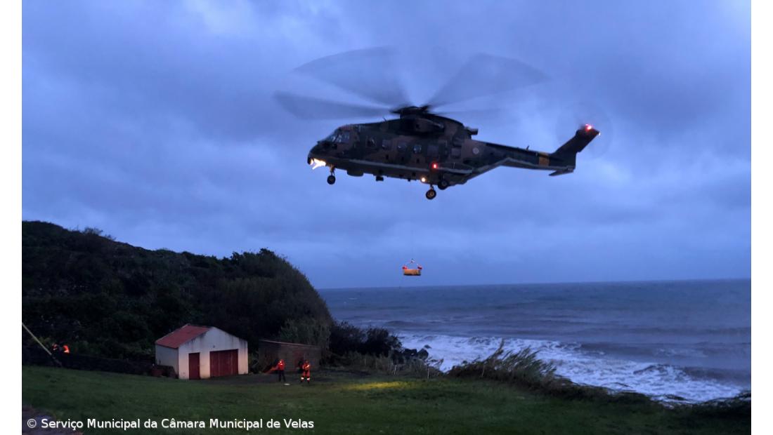 Fajã da ilha de São Jorge isolada mais 48 horas  – Imagem 1