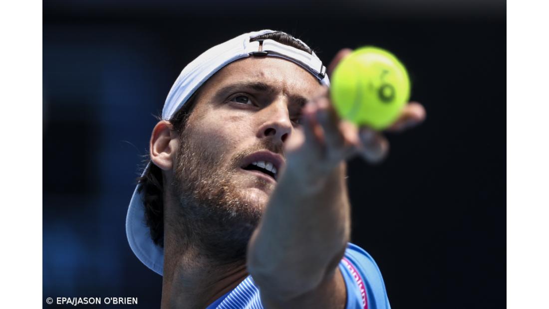 Tenista João Sousa na segunda ronda do torneio de Marraquexe