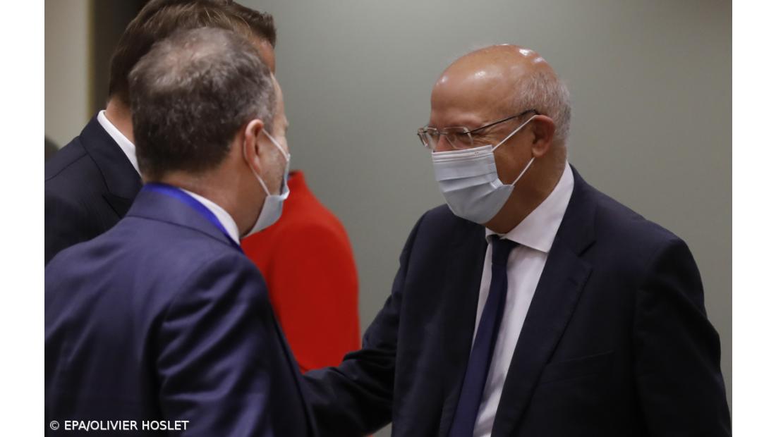 UE só avança com sanções à Rússia "em reação a factos"