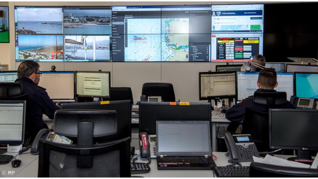 Buscas por dois pescadores desaparecidos nos Açores continuam, diz Marinha