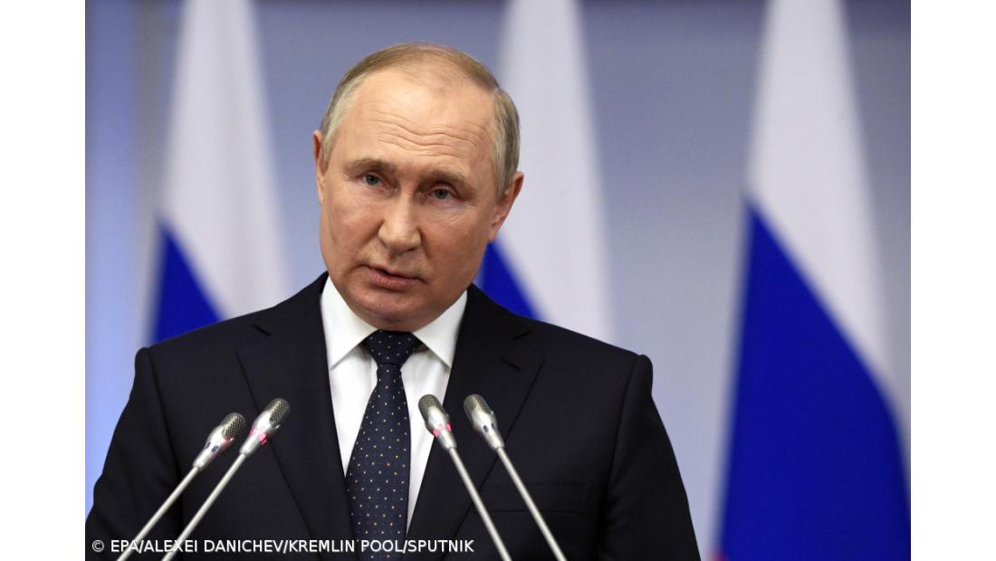 Putin felicita "querido amigo" Xi Jinping pela reeleição como líder chinês