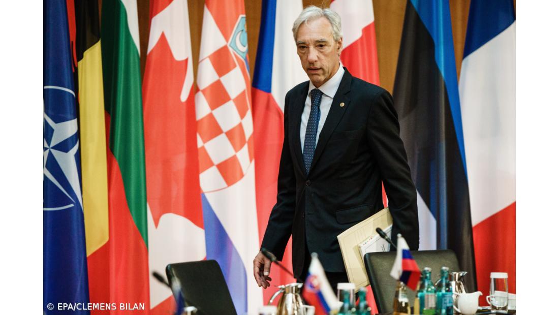 MNE considera possível evitar greve nos postos consulares 