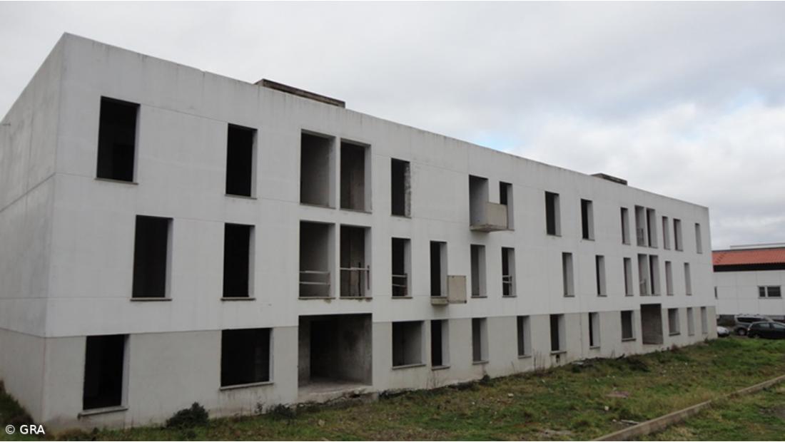 Autarcas pedem desbloqueio de 1000 habitações no IHRU