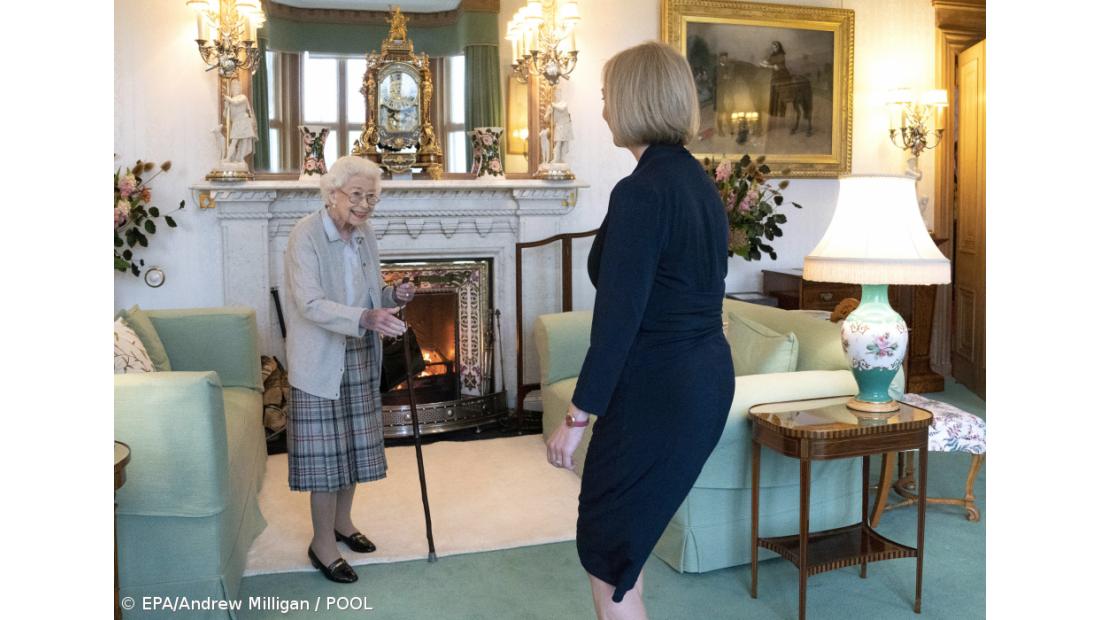 'País preocupado com notícias sobre saúde da Rainha'