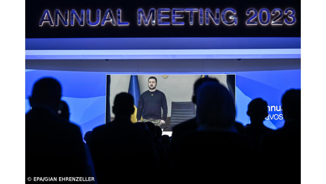 Zelensky reclama rapidez nas decisões para ajudar a Ucrânia