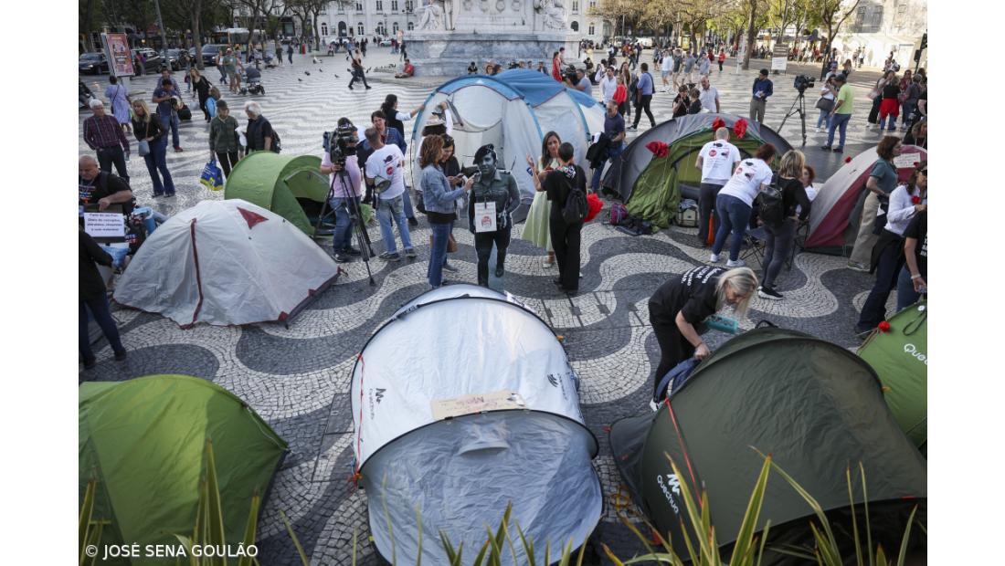 Inquérito conclui que maioria dos não docentes está insatisfeita com a carreira