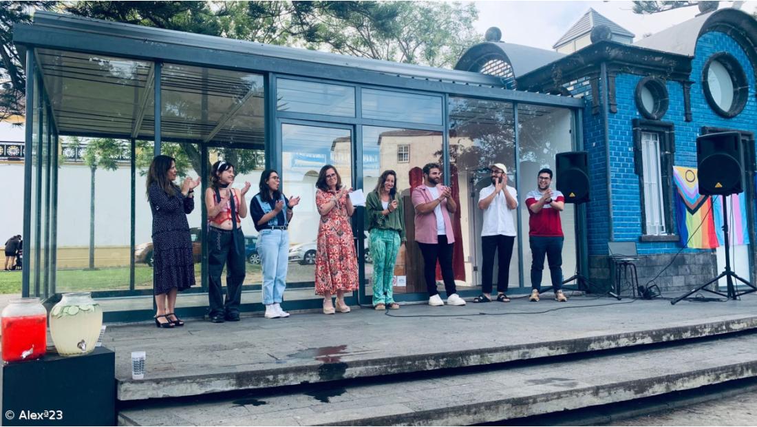 Performance “Conversas d’Armário” inaugurou as comemorações do Orgulho. O Quiosque Ala desenhou um espaço de reflexão muito inspirador. – Imagem 13