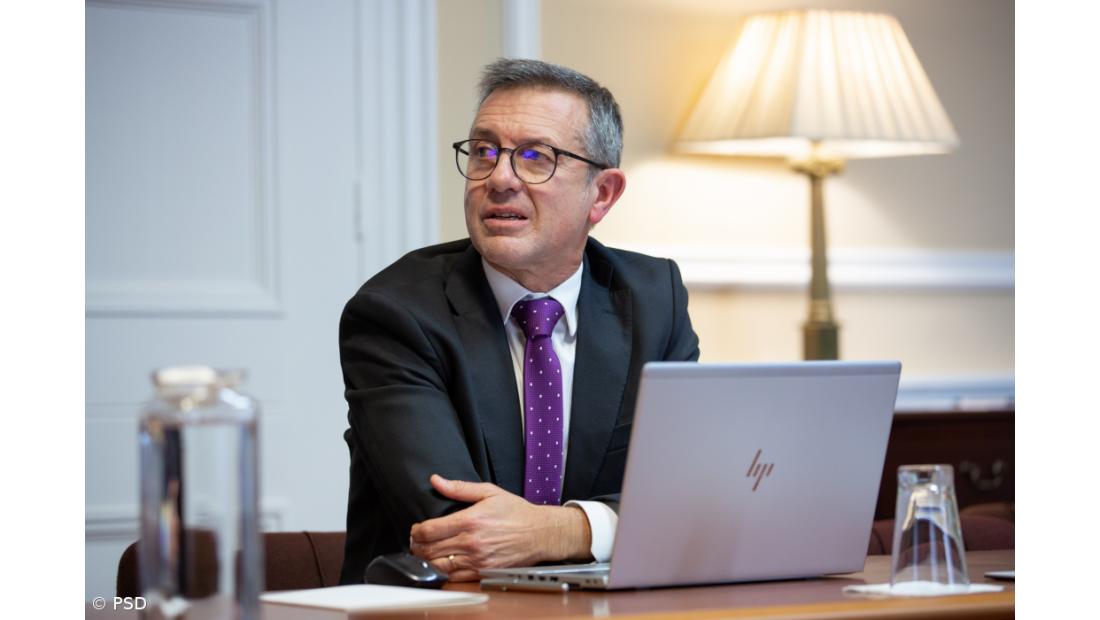 Coligação diz que ainda “há muito a fazer” para reduzir abandono escolar nos Açores