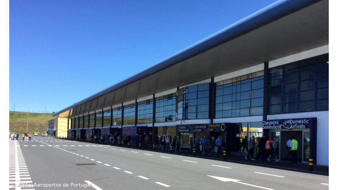 Vigilantes aeroportuários de Ponta Delgada em greve 