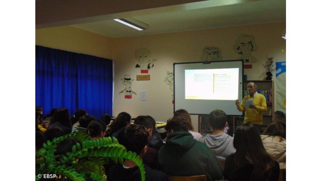 Alunos do 3.º ciclo aceitam o desafio de participar no Parlamento dos Jovens