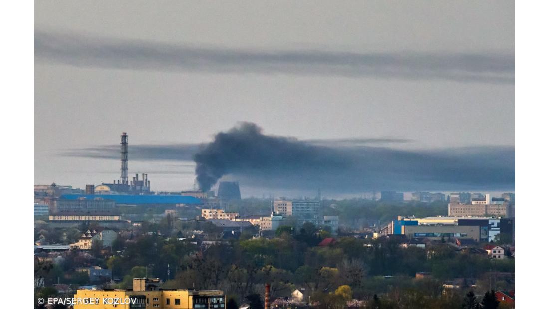 Embaixada da Ucrânia saúda revolução como um exemplo para o seu país