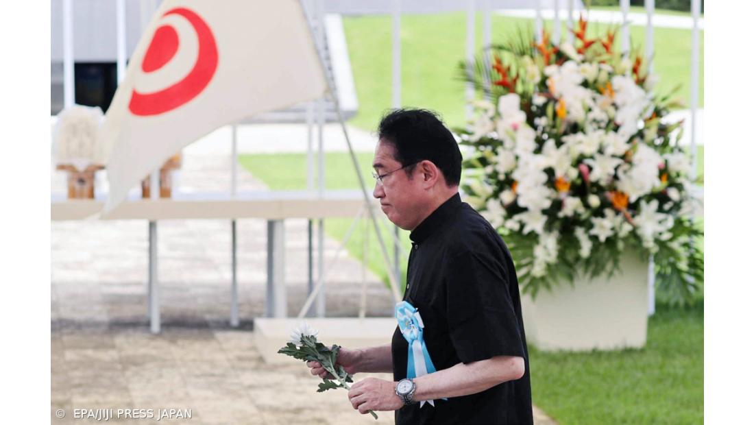 Okinawa pede redução de bases norte-americanas no arquipélago japonês