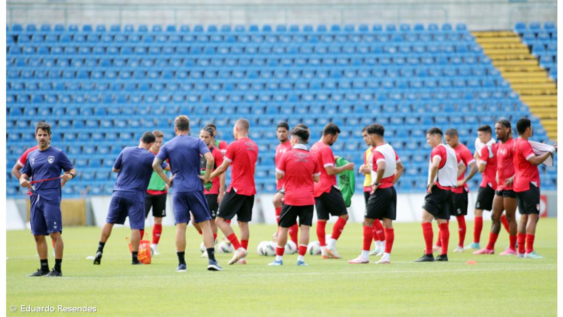 Santa Clara com quatro jogos de preparação durante estágio de pré-época em Penafiel