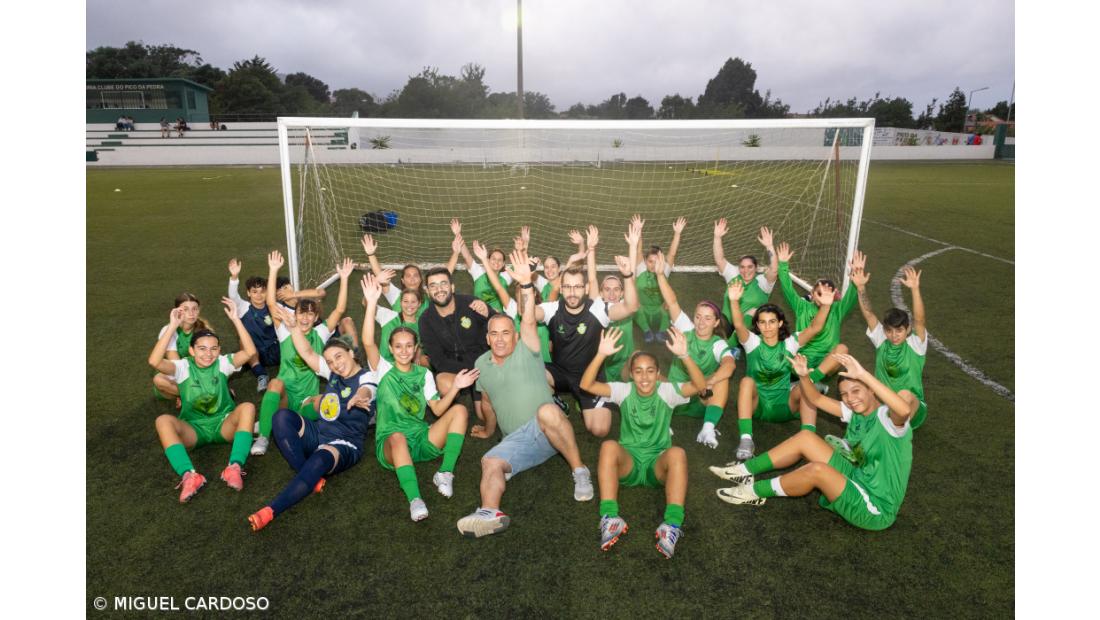 Vitória Clube Pico da Pedra faz história no Futebol Feminino