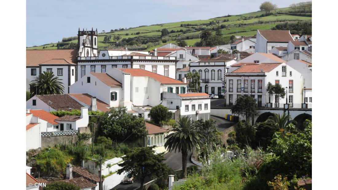 Concelho do Nordeste admite aplicar taxa turística a partir de maio
