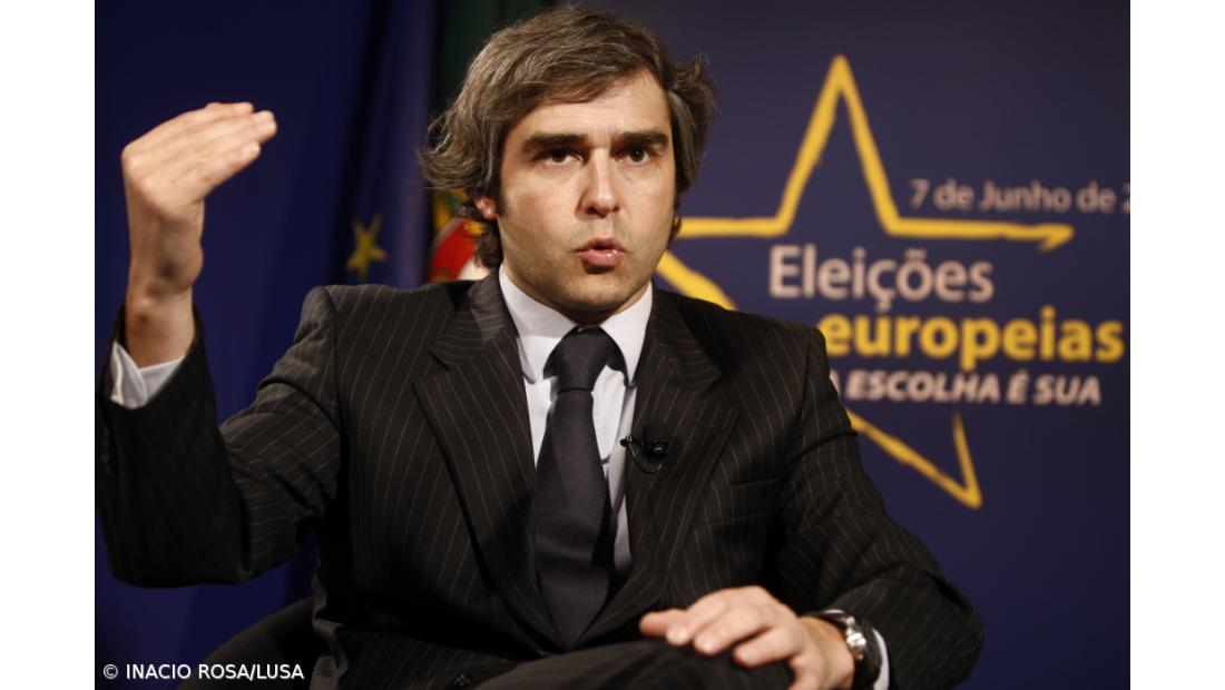 Nuno Melo avisa que “extremismos vão crescer” e “partidos vão sofrer”