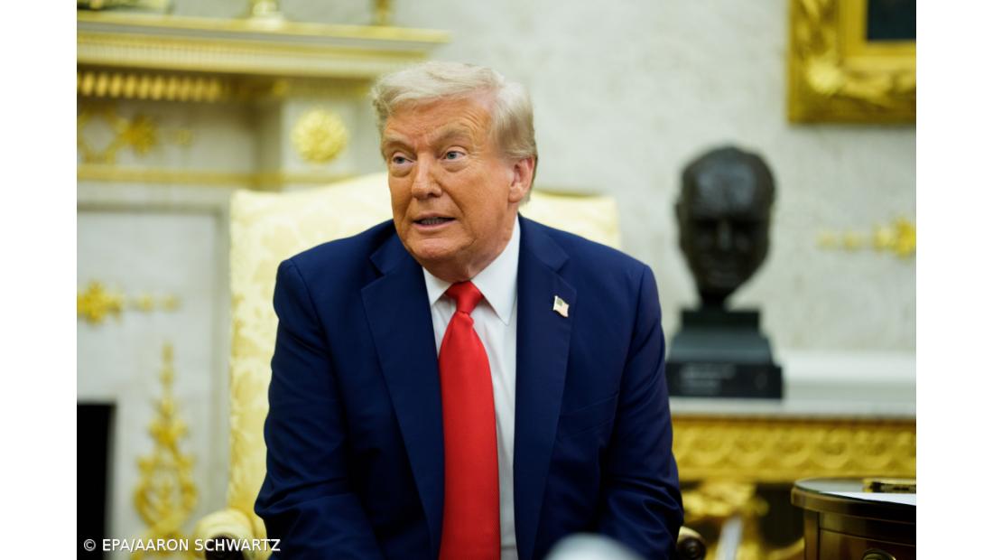 Trump concede perdão por outros crimes a participante no assalto ao Capitólio