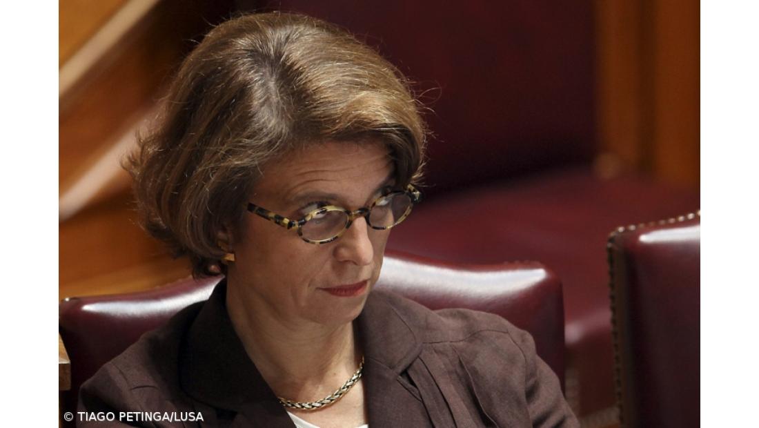 FENPROF e FNE insistem no fim da divisão da carreira