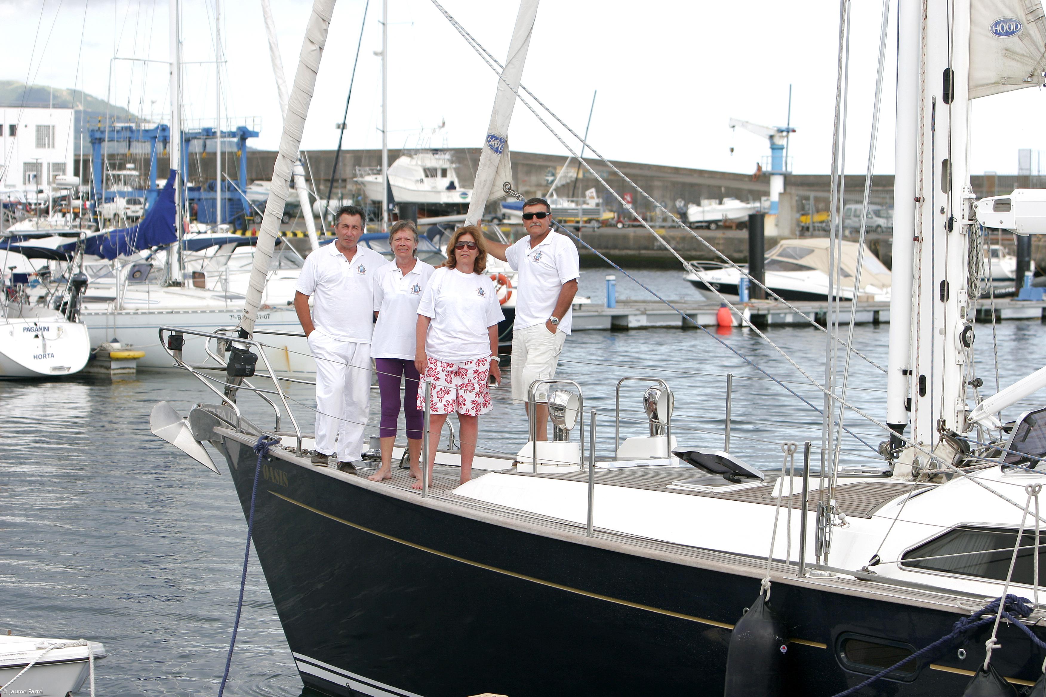 Celebração no final da regata que uniu arquipélagos nacionais – Imagem 1