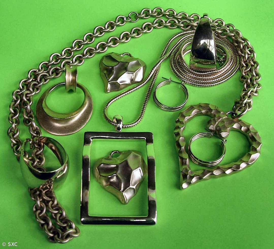 Grupo assalta fábrica de joias e foge com reféns no Rio Grande do Sul – Imagem 1