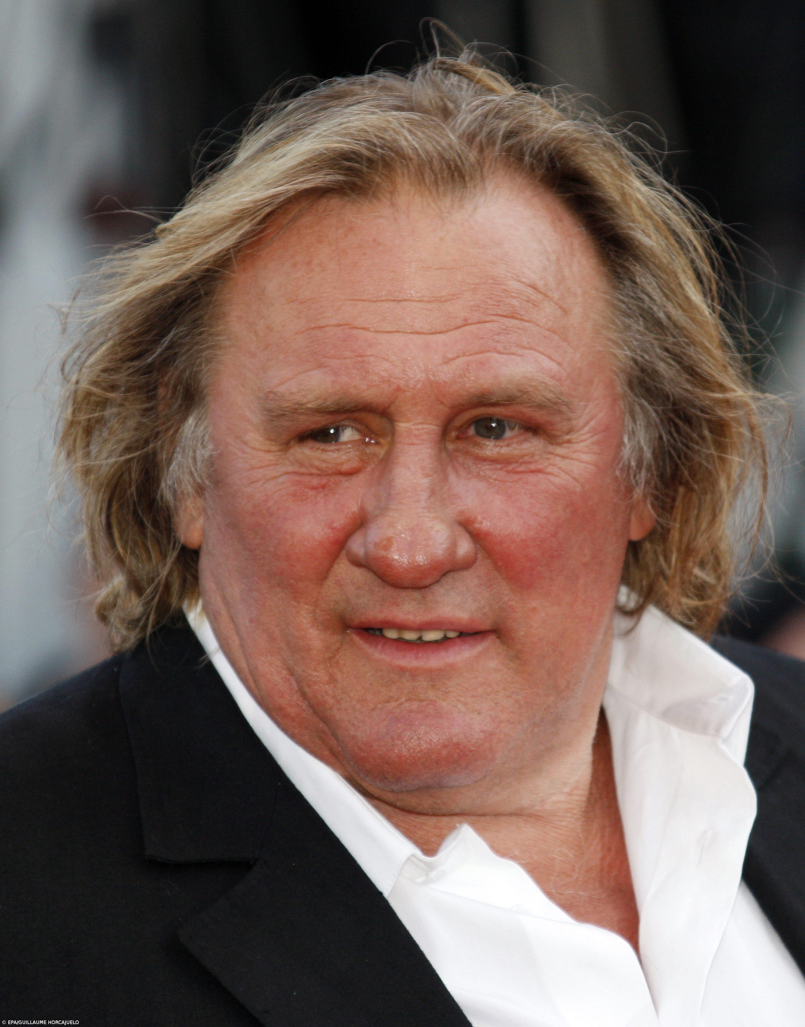 Gérard Depardieu registou residência permanente na Rua Democrática, na Rússia – Imagem 1