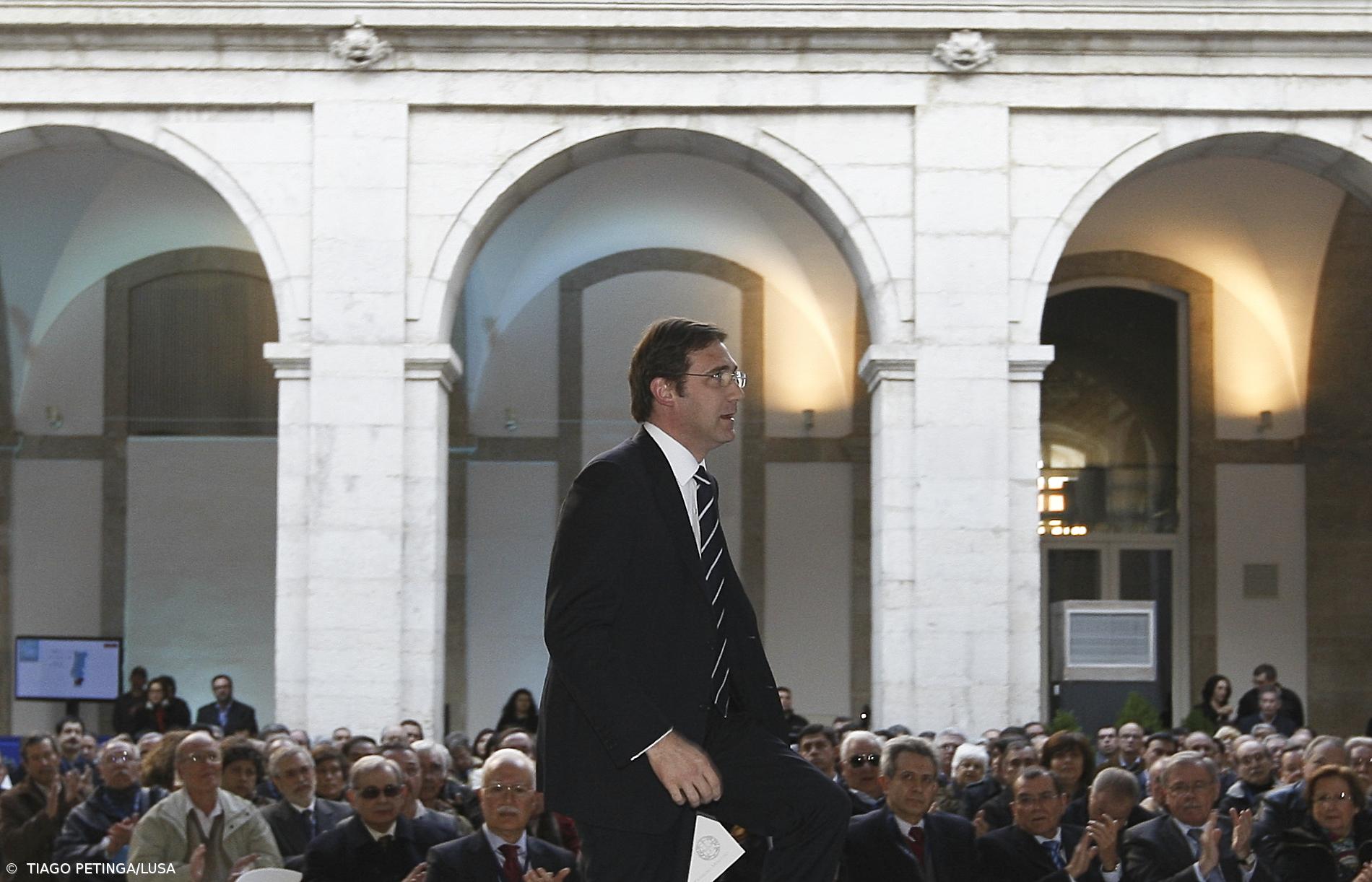 Passos e Cavaco visitam Canal do Panamá antes da cimeira – Imagem 1