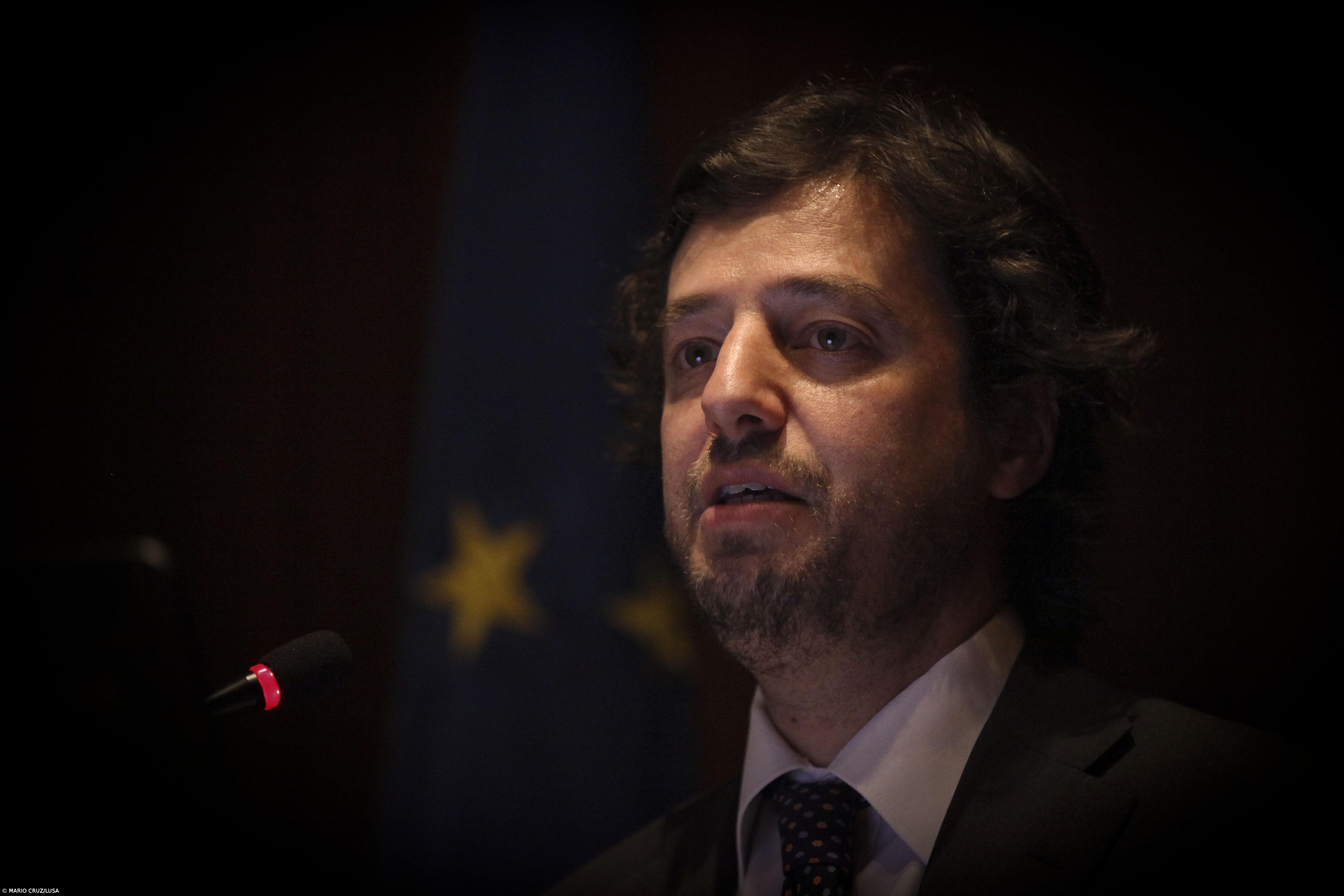 Poiares Maduro desafia Costa a assumir se viabiliza Governo social-democrata – Imagem 1