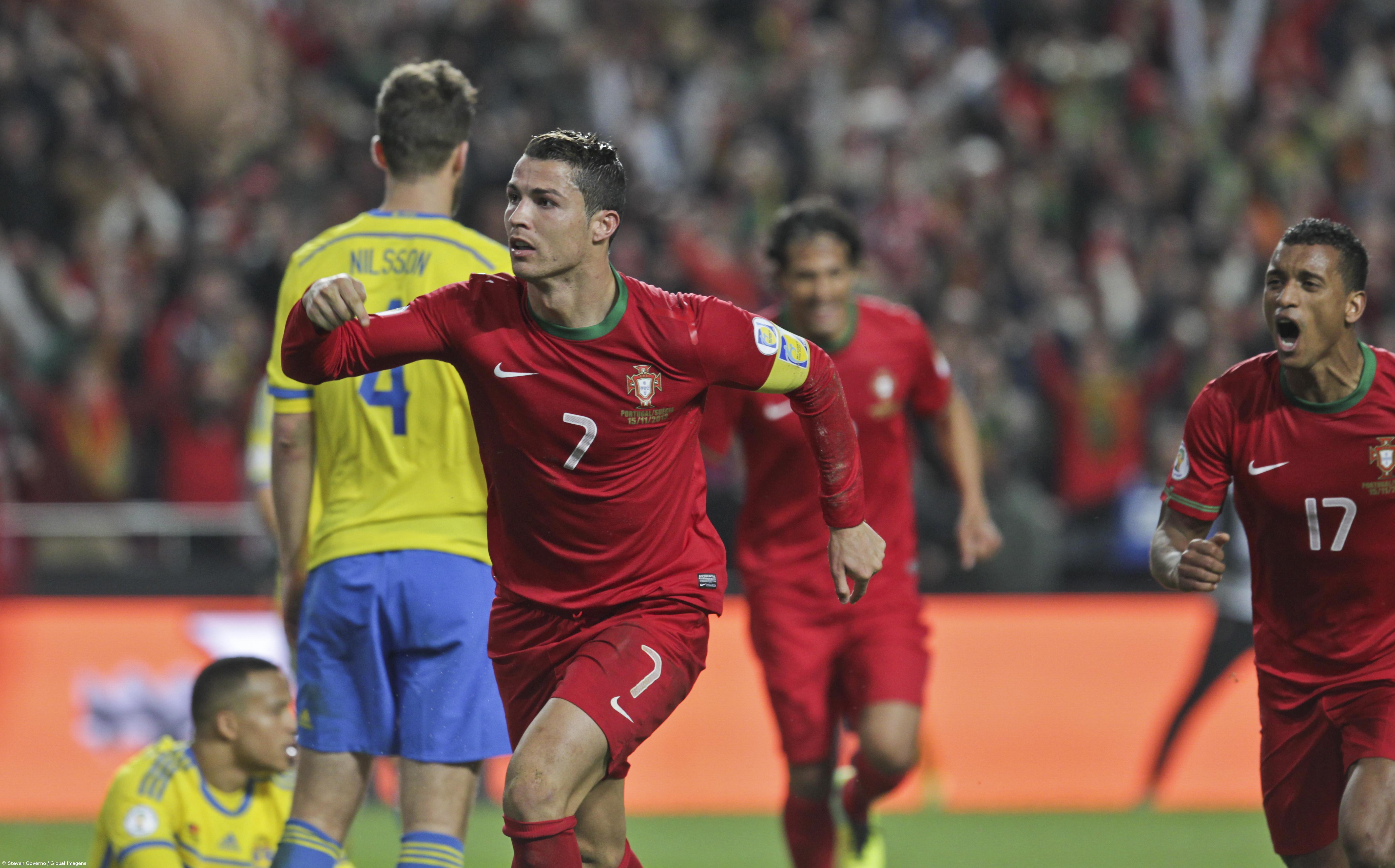 Portugal mais perto do Mundial2014, ao vencer Suécia (1-0), com golo de Ronaldo (vídeos) – Imagem 1