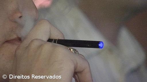 ONU recomenda proibição de cigarros eletrónicos para menores – Imagem 1