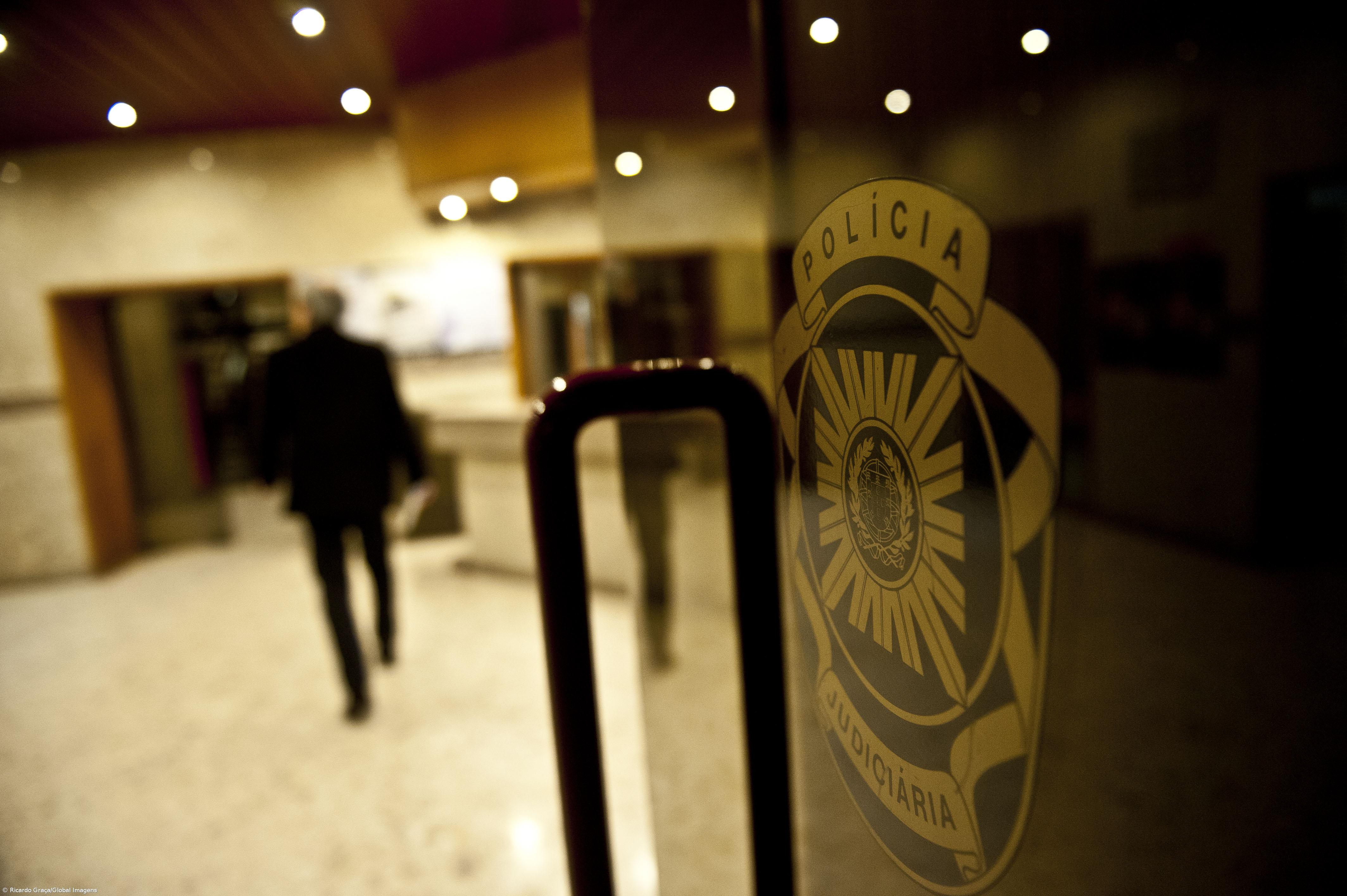 PJ desmantela estrutura criminosa que explorava imigrantes no Baixo Alentejo e detém 28 pessoas – Imagem 1