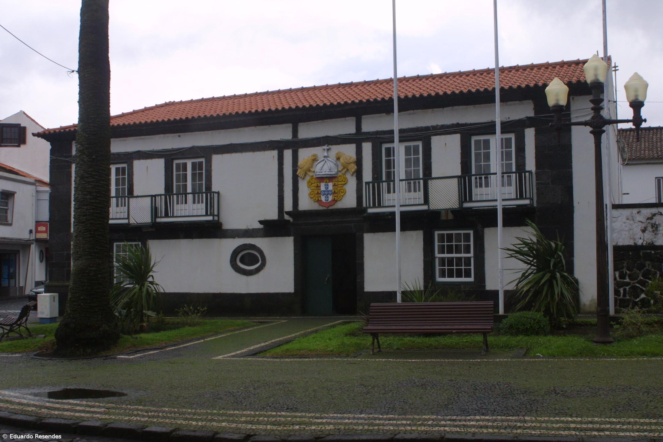 Madalena do Pico tem menos 1,2 milhões de euros disponíveis em 2016 – Imagem 1