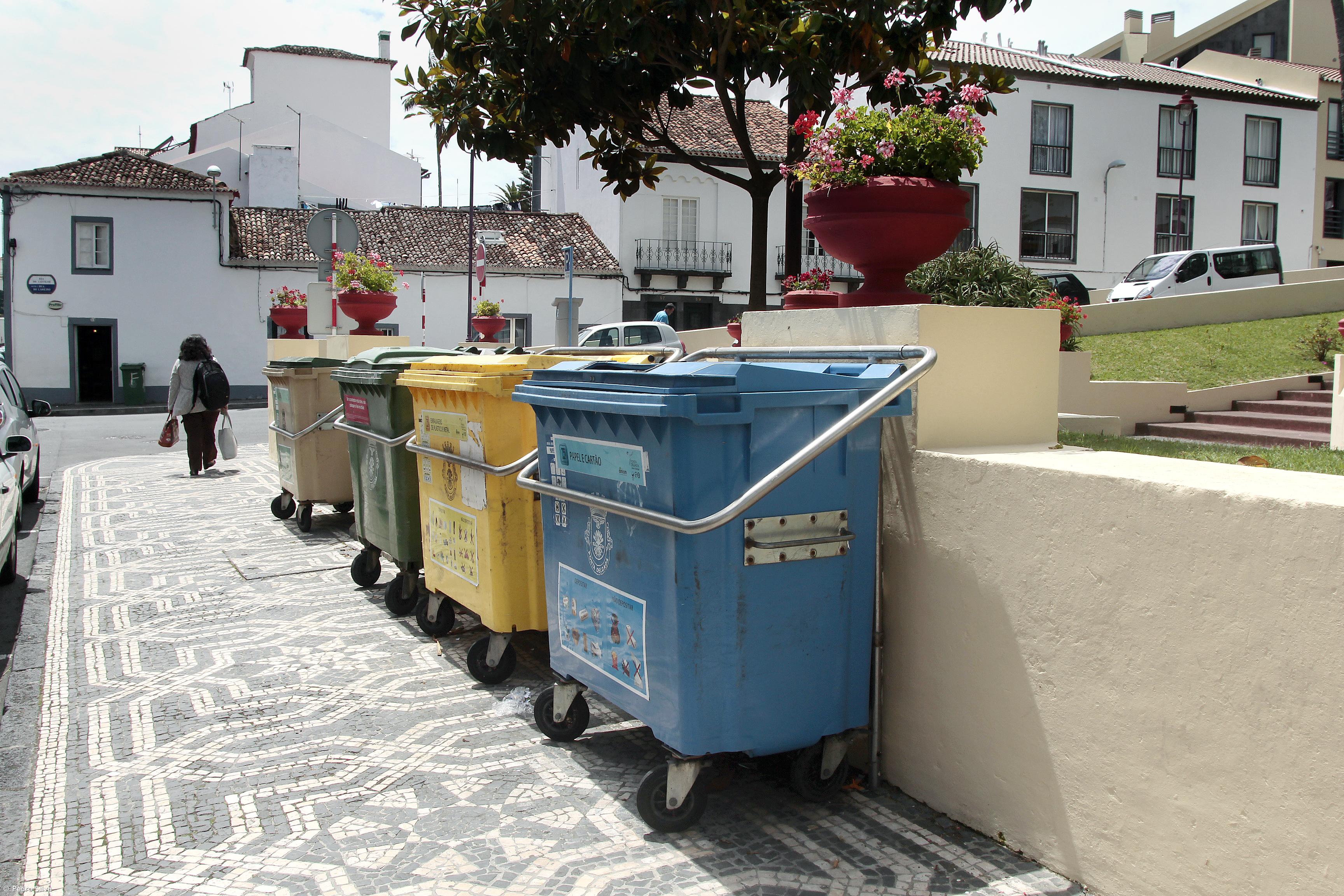 Recolha seletiva porta a porta consegue mais lixo para reciclar que ecopontos – Imagem 1