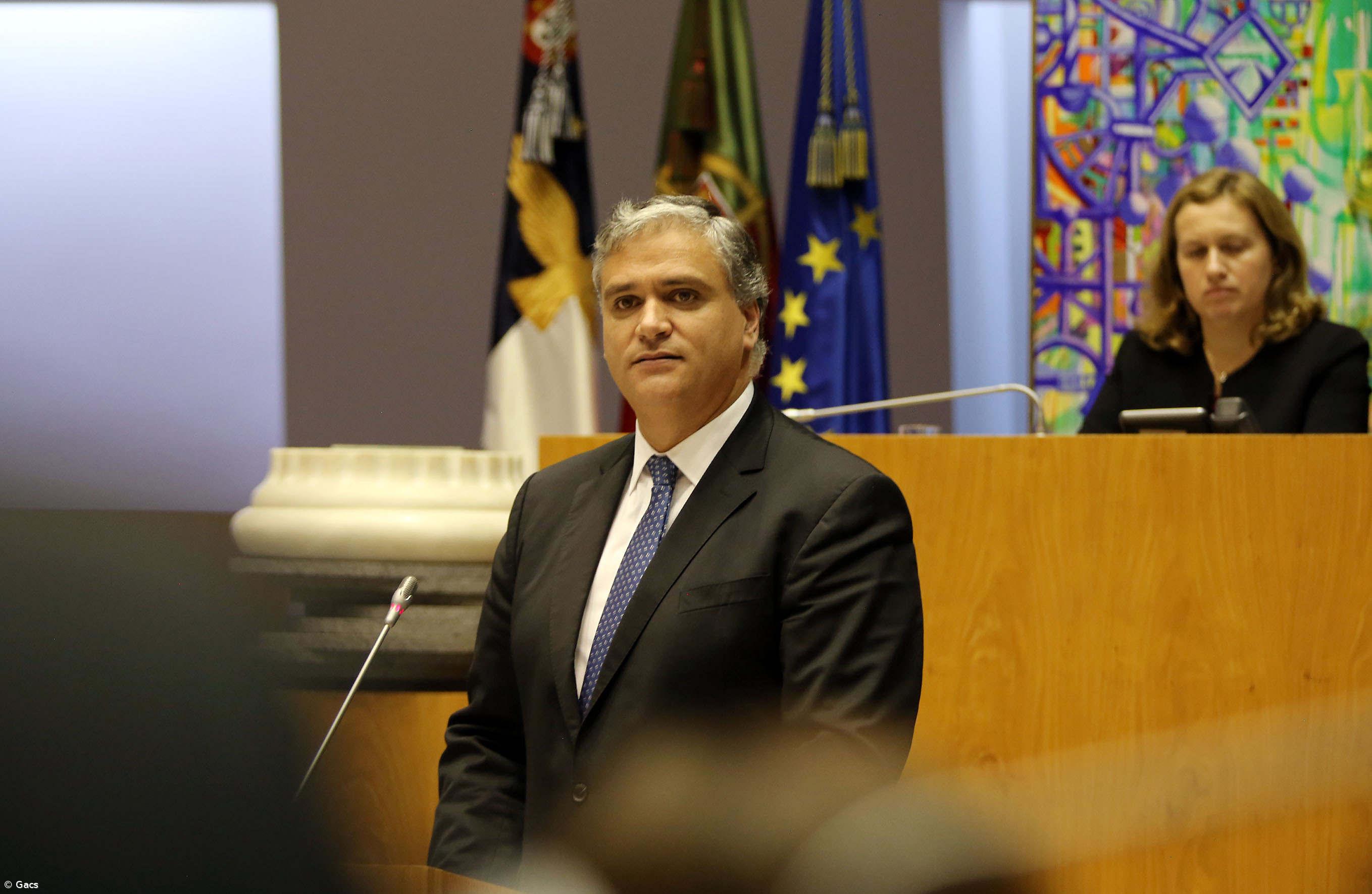 Vasco Cordeiro diz que subida do Santa Clara à I Liga "honra" os Açores – Imagem 1